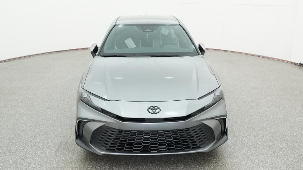 2026 Toyota Camry SE Hybrid's photo