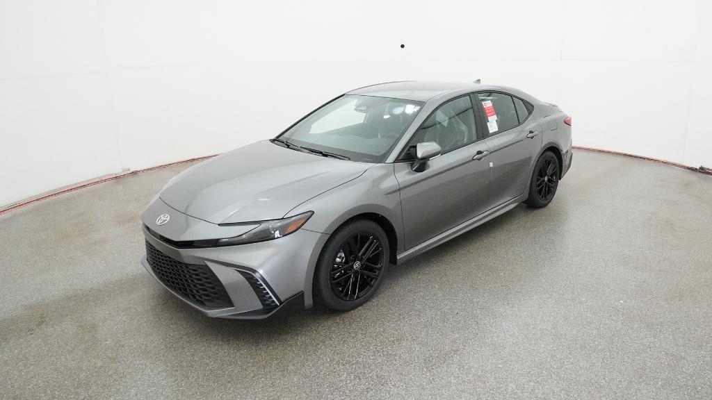2026 Toyota Camry SE Hybrid's photo
