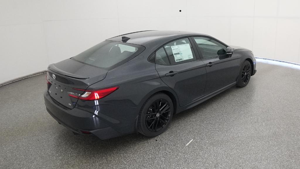 2026 Toyota Camry SE photo 3