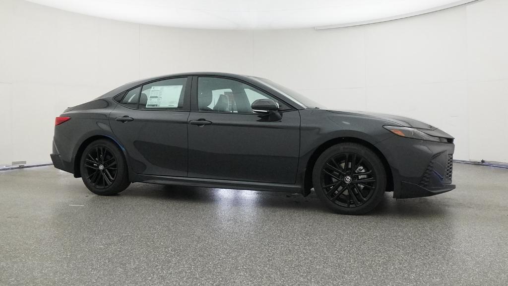 2026 Toyota Camry SE photo 2