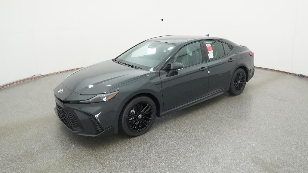 2026 Toyota Camry SE's photo