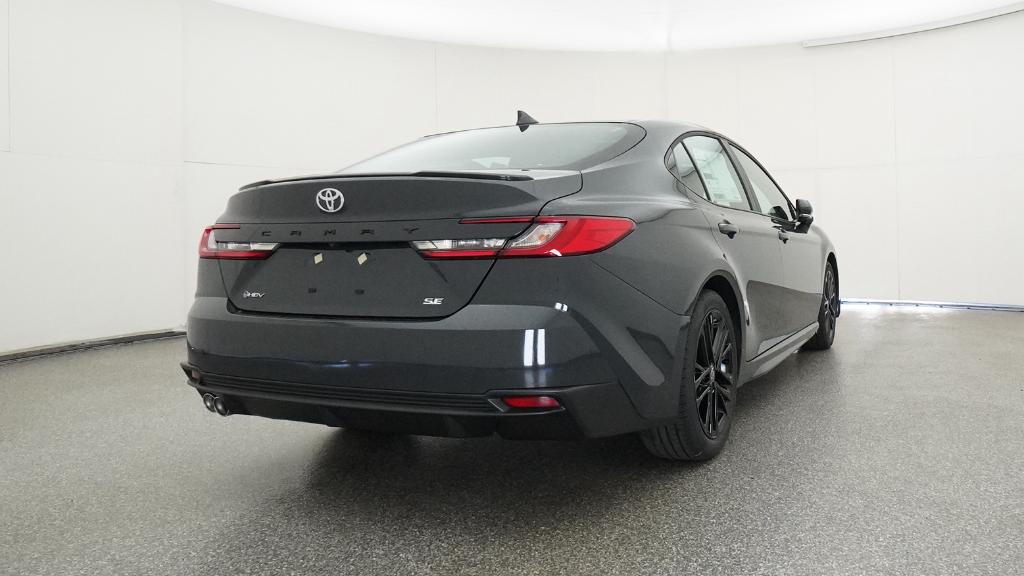 2026 Toyota Camry SE photo 18