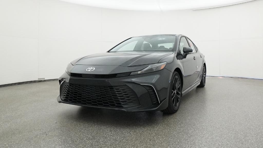 2026 Toyota Camry SE photo 4