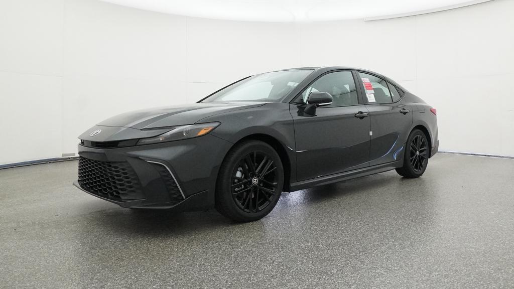 2026 Toyota Camry SE photo 5