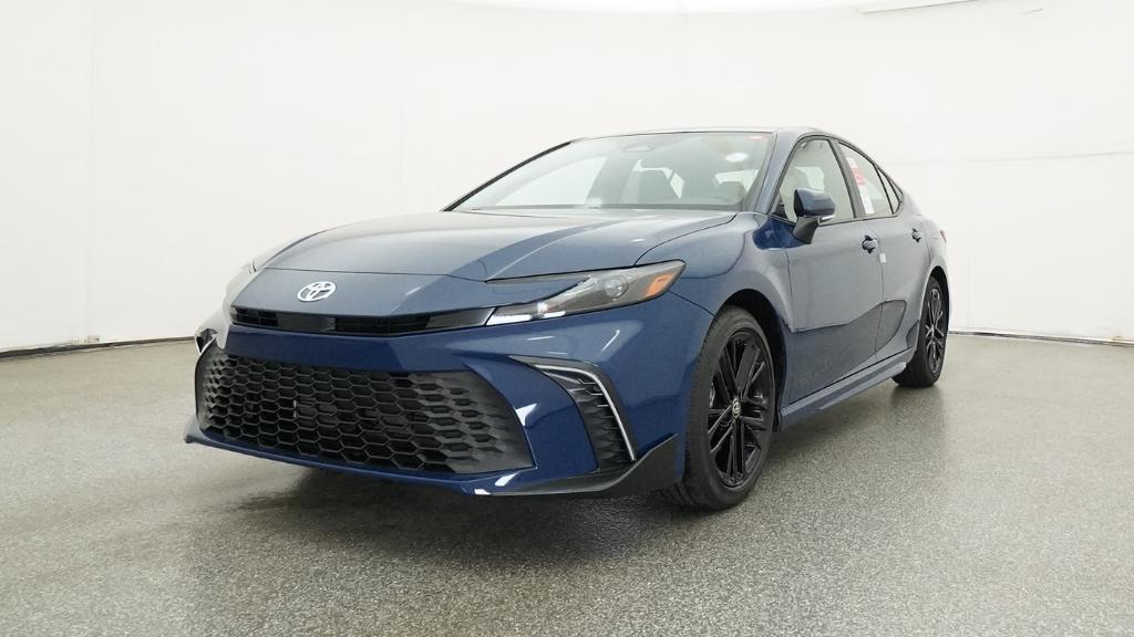 2026 Toyota Camry SE - Photo 12