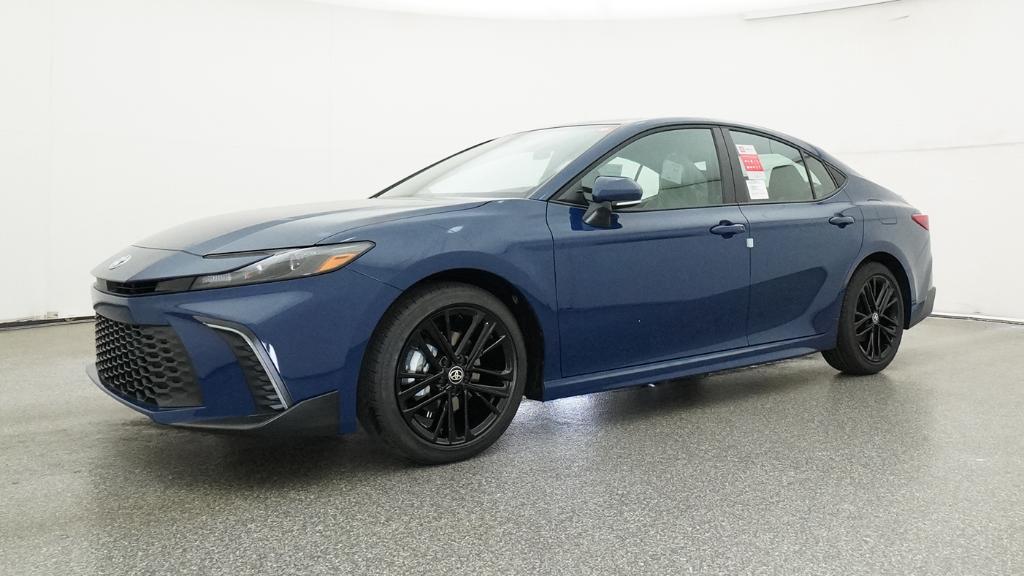 2026 Toyota Camry SE - Photo 7
