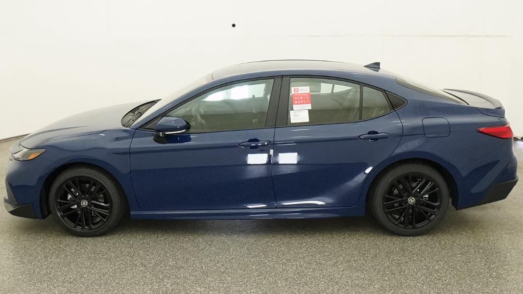 2026 Toyota Camry SE - Photo 14