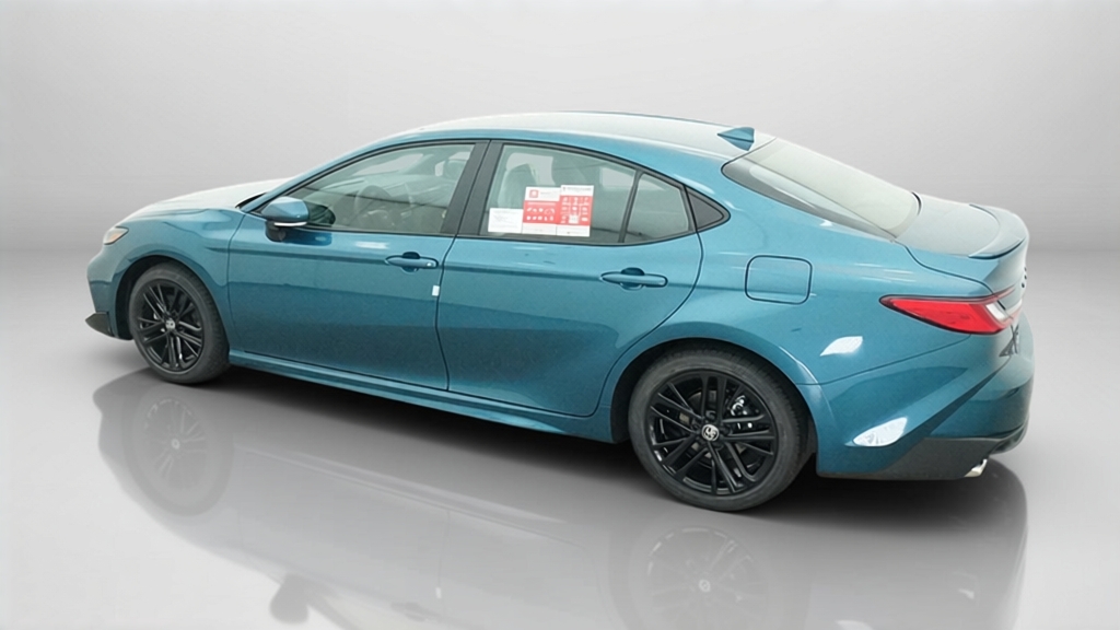 New 2026 Ocean Gem Toyota  SE image 15
