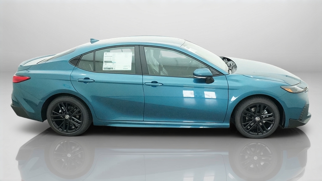 New 2026 Ocean Gem Toyota  SE image 7
