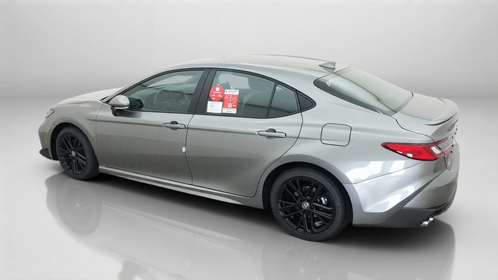 2027 Toyota Camry SE 4dr Car Slide 5