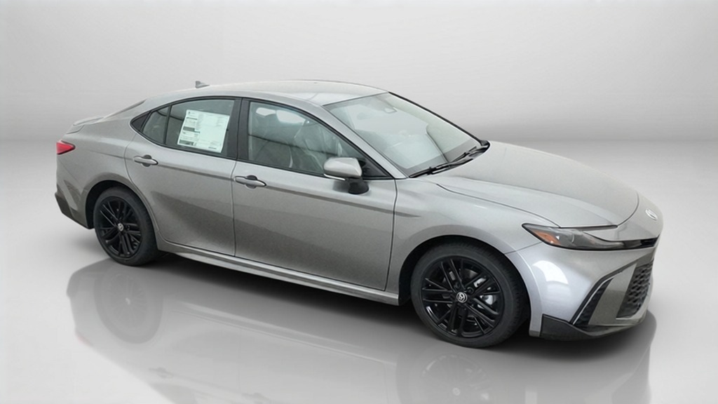 2027 Toyota Camry SE 4dr Car Slide 13