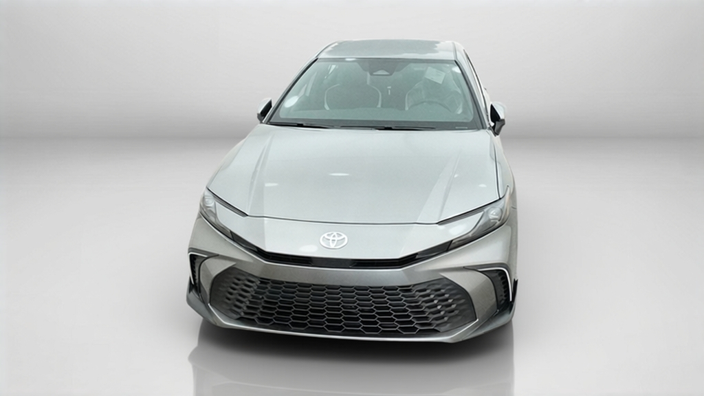 2027 Toyota Camry SE 4dr Car Slide 1