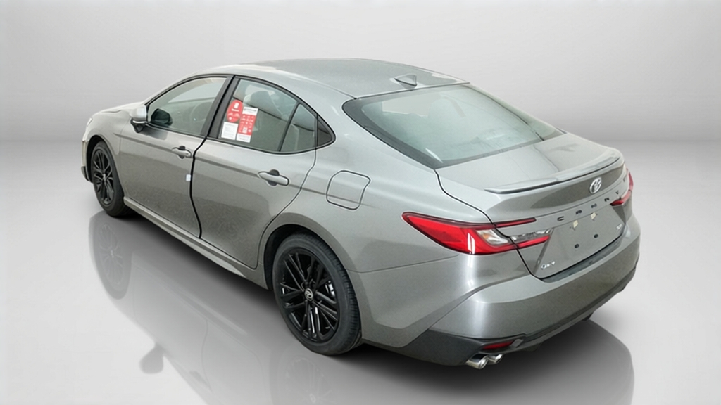 2027 Toyota Camry SE 4dr Car Slide 6