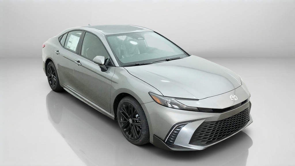 2027 Toyota Camry SE 4dr Car Slide 14