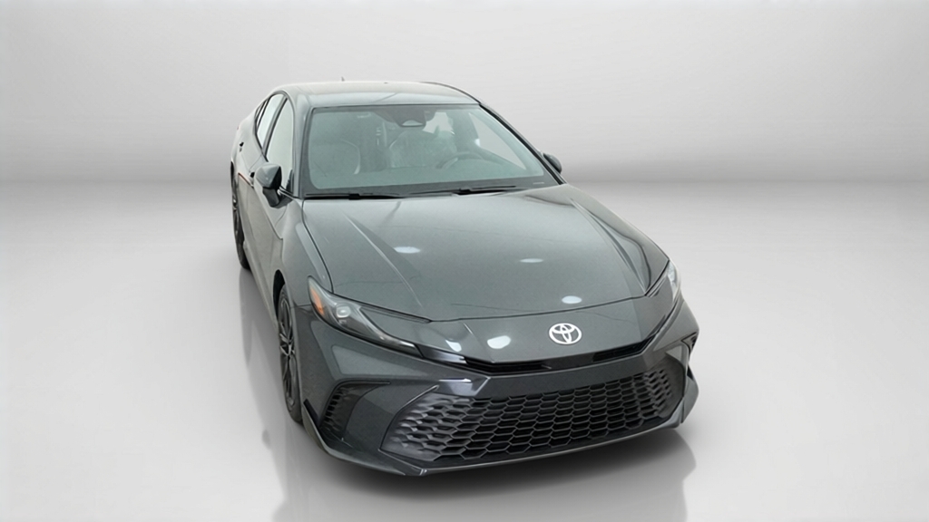 2027 Toyota Camry SE 4dr Car Slide 15