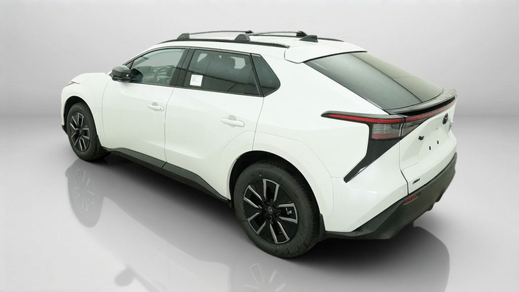 2026 Toyota bZ XLE - Photo 14