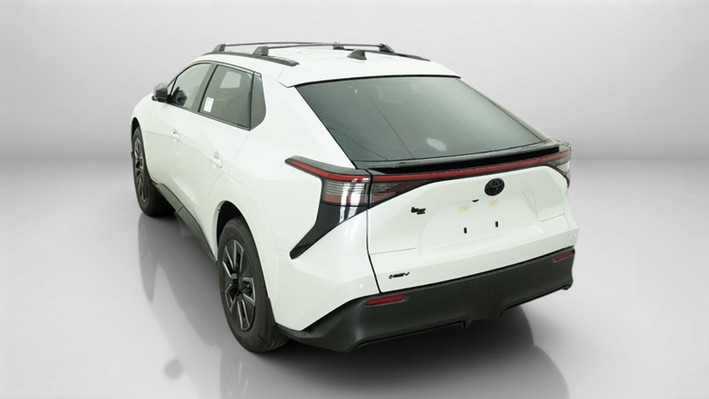 2026 Toyota bZ XLE - Photo 13