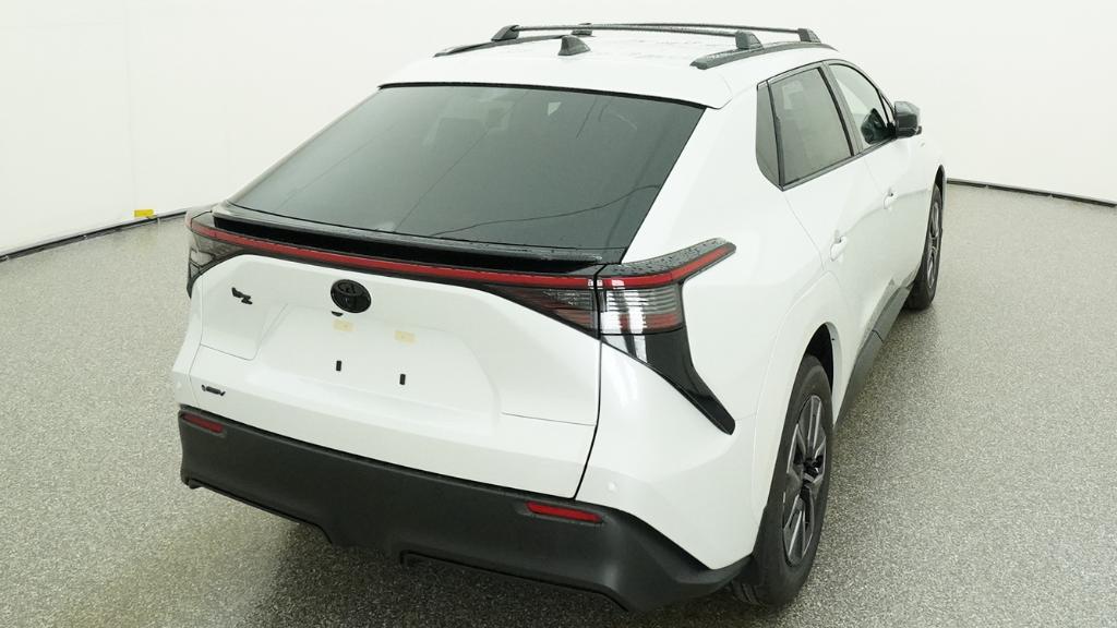 2026 Toyota bZ XLE - Photo 22