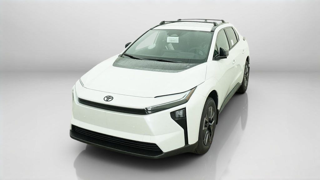 2026 Toyota bZ XLE - Photo 10