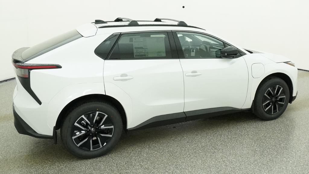 2026 Toyota bZ XLE - Photo 16