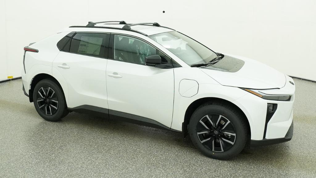 2026 Toyota bZ XLE - Photo 12