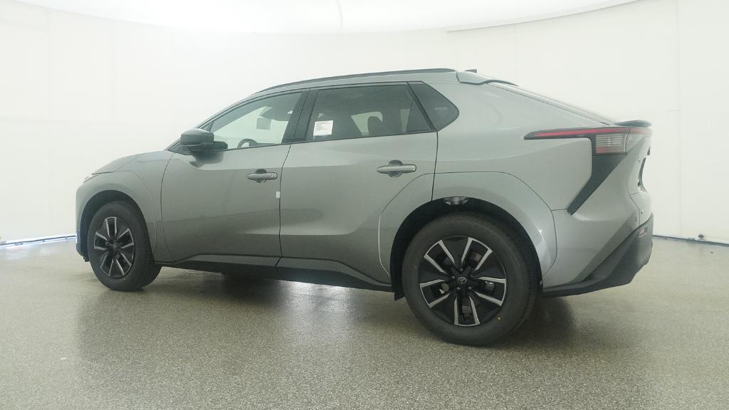 New 2026 Heavy Metal <sup>1</sup> Toyota  XLE image 39