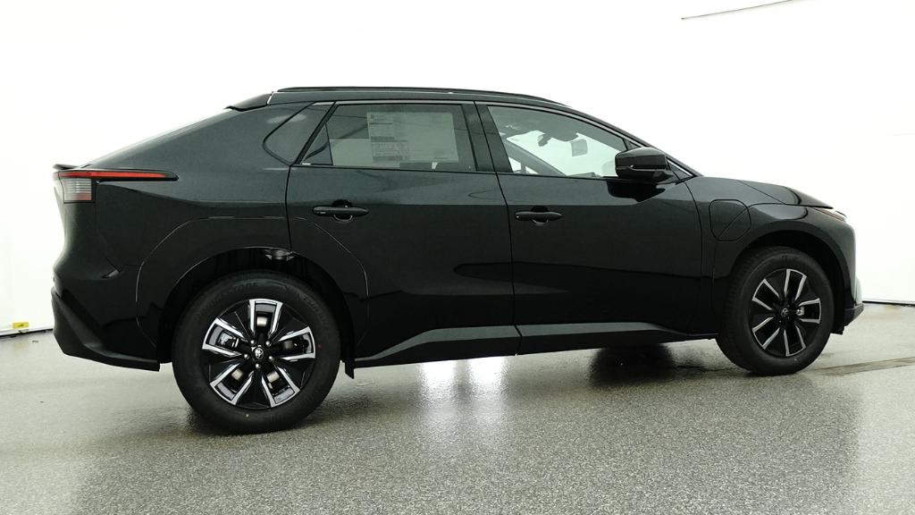 New 2026 Midnight Black Metallic Toyota  XLE image 14