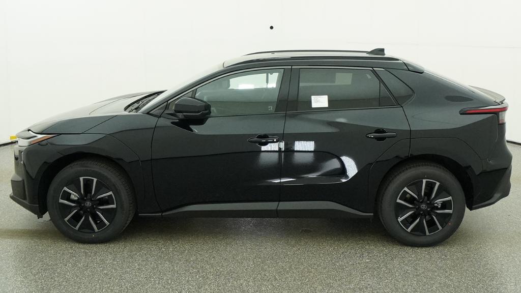 New 2026 Midnight Black Metallic Toyota  XLE image 13