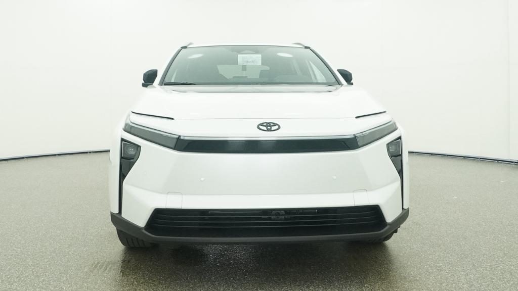 New 2026 Wind Chill Pearl Toyota XLE image 22