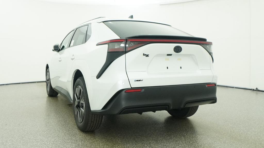 New 2026 Wind Chill Pearl Toyota XLE image 26