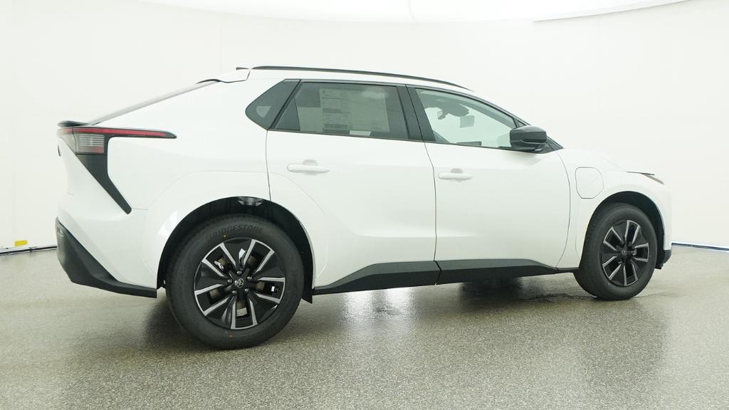 New 2026 Wind Chill Pearl Toyota XLE image 36