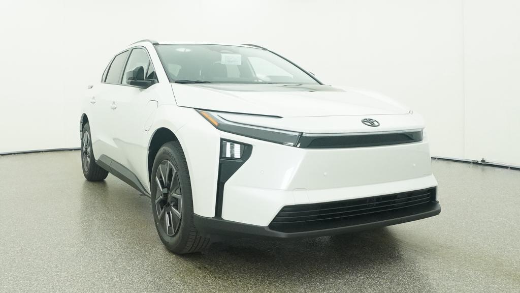 New 2026 Wind Chill Pearl Toyota XLE image 29