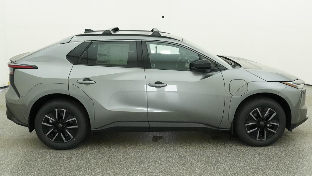 New 2026 Heavy Metal <sup>1</sup> Toyota  XLE image 46