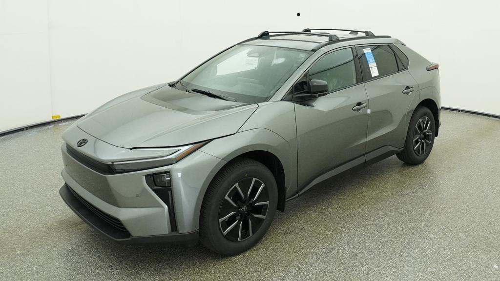New 2026 Heavy Metal <sup>1</sup> Toyota  XLE image 33
