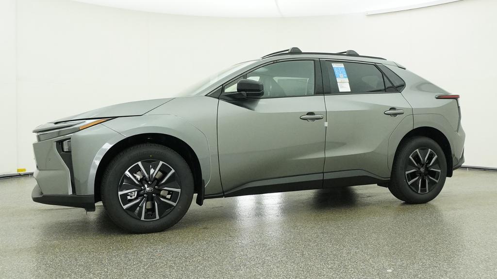 New 2026 Heavy Metal <sup>1</sup> Toyota  XLE image 36