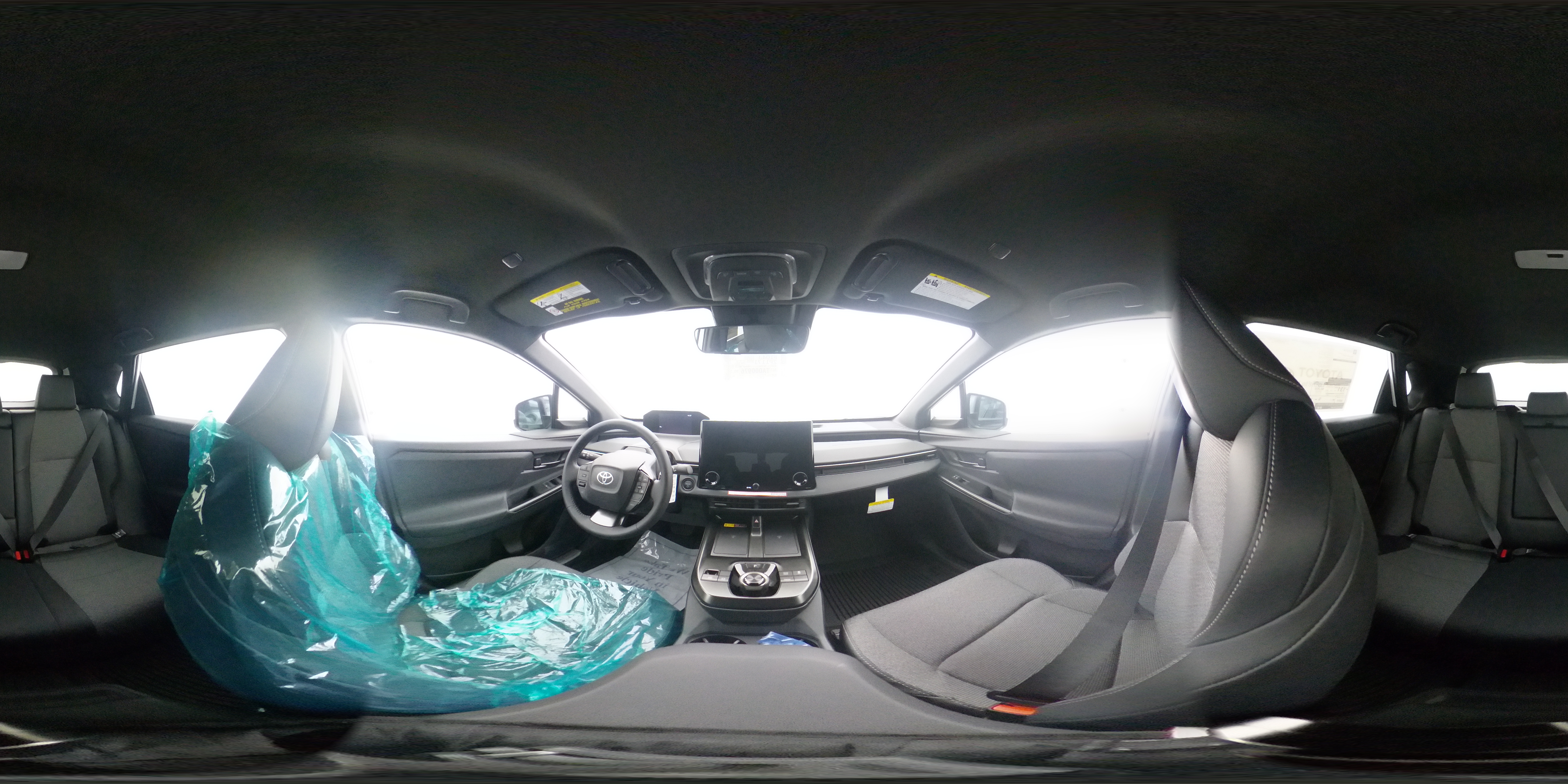 はるページ 2026 Toyota bZ XLE Around & Inside View - YouTube