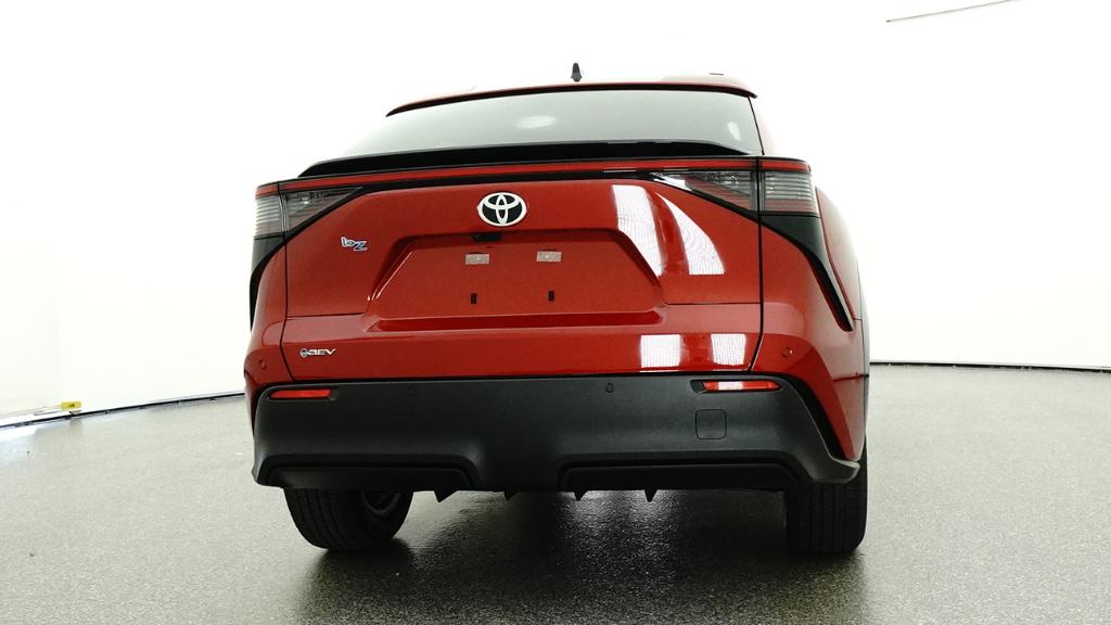 New 2026 Supersonic Red <sup>1</sup> Toyota  XLE image 36
