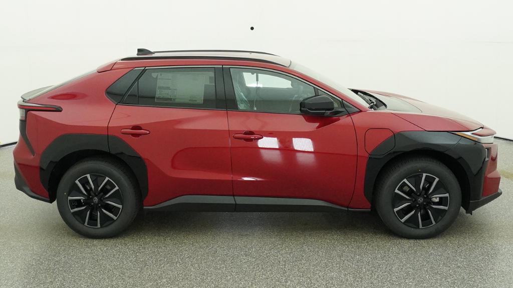 New 2026 Supersonic Red <sup>1</sup> Toyota  XLE image 39
