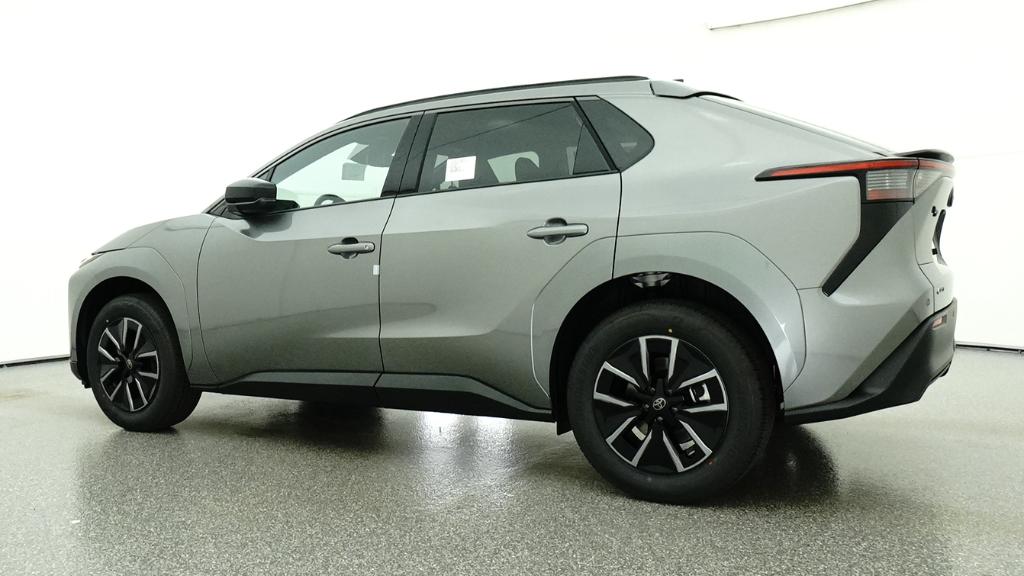 New 2026 Heavy Metal <sup>1</sup> Toyota  XLE image 46