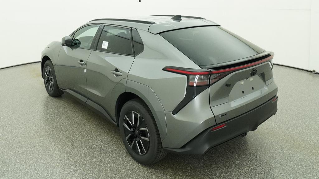 New 2026 Heavy Metal <sup>1</sup> Toyota  XLE image 34