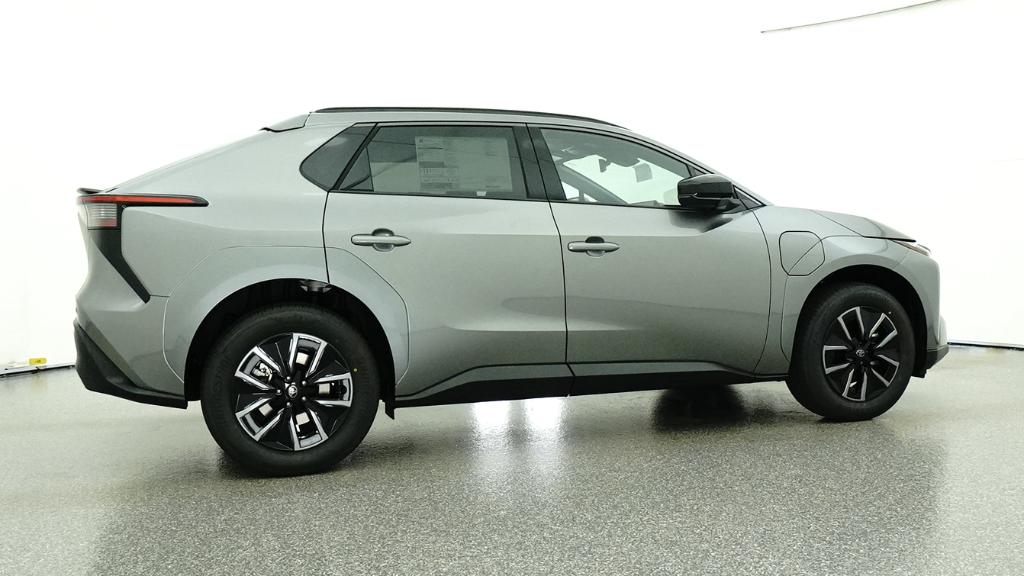 New 2026 Heavy Metal <sup>1</sup> Toyota  XLE image 37