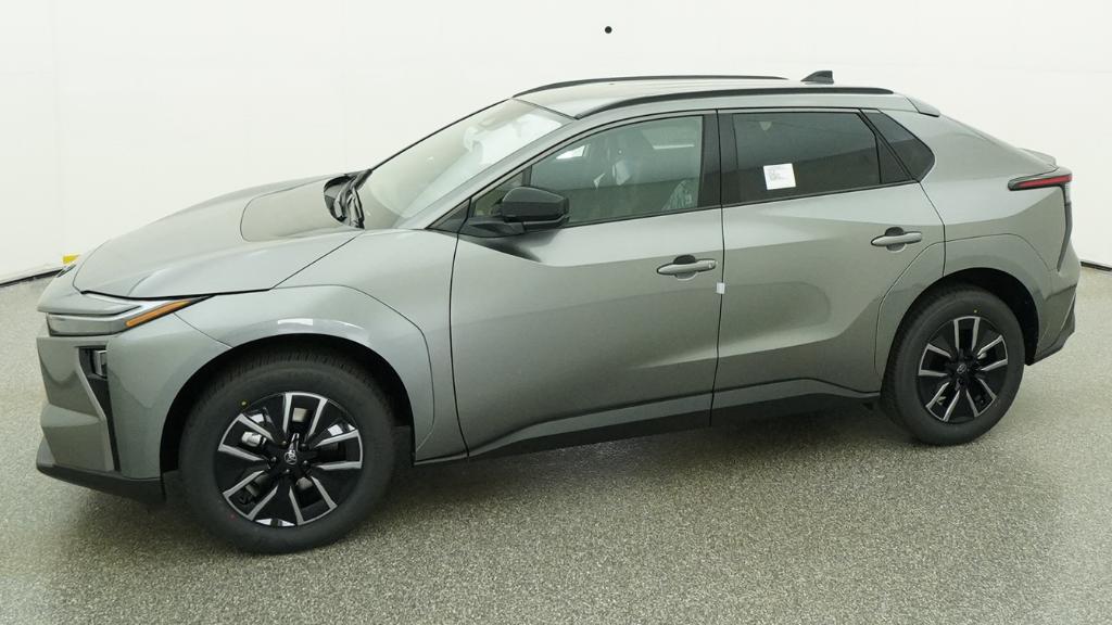 New 2026 Heavy Metal <sup>1</sup> Toyota  XLE image 42