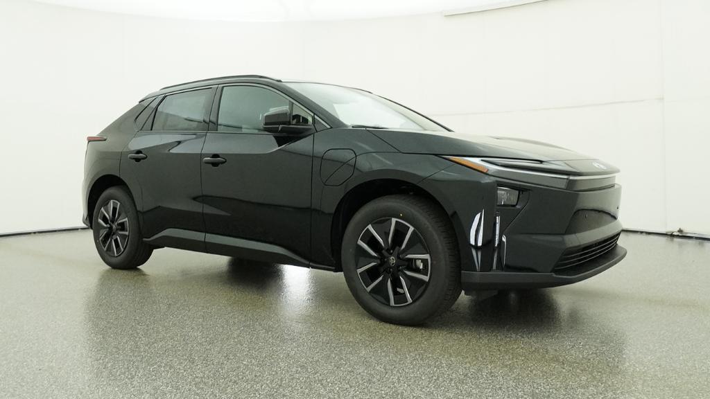 New 2026 Midnight Black Metallic Toyota  XLE image 17