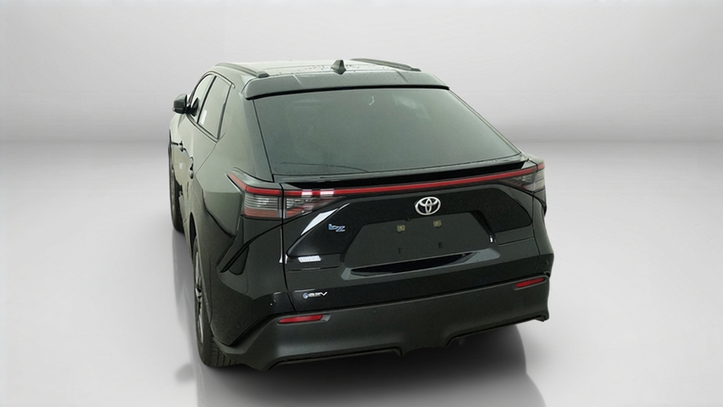 New 2026 Midnight Black Metallic Toyota XLE image 64