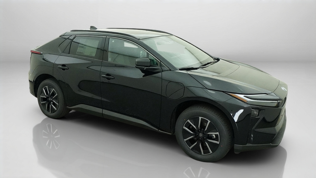 New 2026 Midnight Black Metallic Toyota XLE image 57