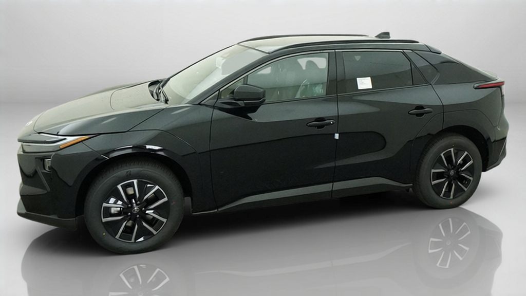 New 2026 Midnight Black Metallic Toyota XLE image 54