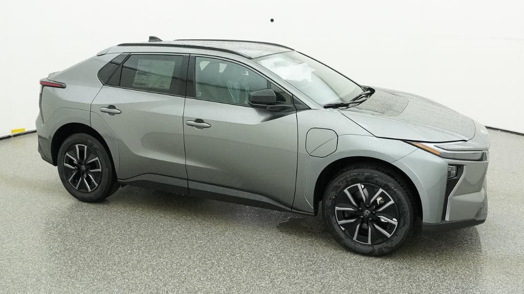 New 2026 Heavy Metal <sup>1</sup> Toyota  XLE image 14