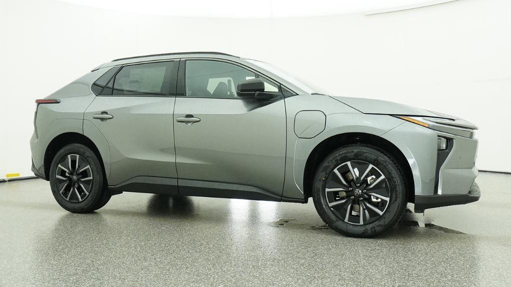 New 2026 Heavy Metal <sup>1</sup> Toyota  XLE image 21