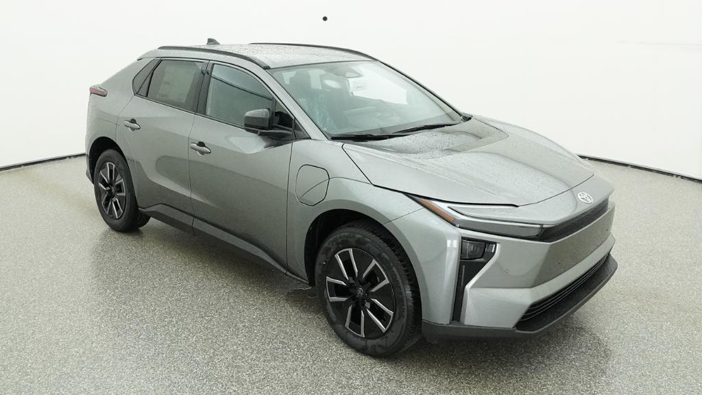 New 2026 Heavy Metal <sup>1</sup> Toyota  XLE image 3