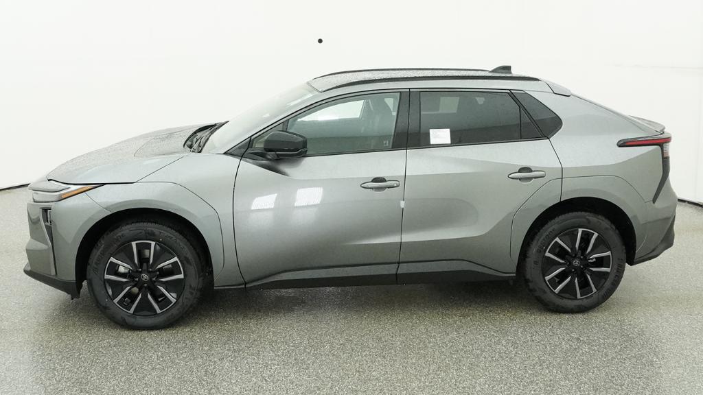 New 2026 Heavy Metal <sup>1</sup> Toyota  XLE image 11